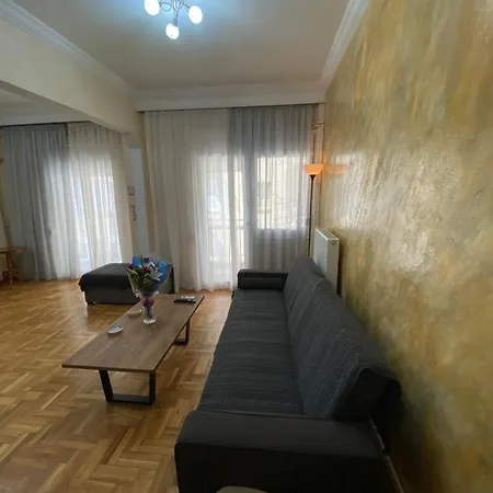 Beautiful Apartment In The Center Of Thessaloniki Exterior photo