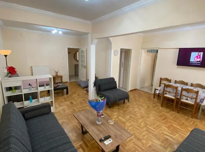 Beautiful Apartment In The Center Of Thessaloniki