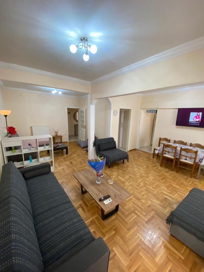 Beautiful In The Center Of Apartment Thessaloniki
